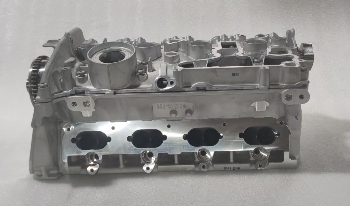 EA888 2.0 1.8L Gen 2 Cylinder Head Complete with Camshafts for Audi VW 06H103064AC